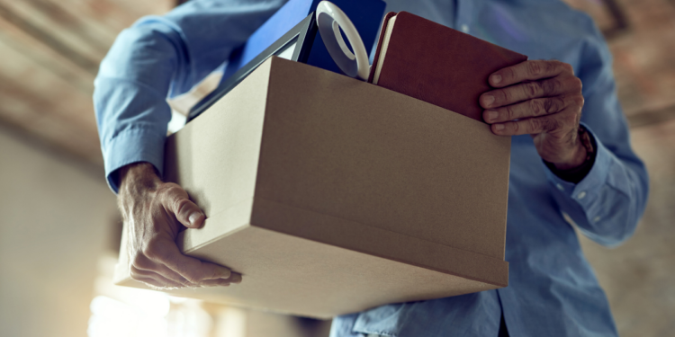 Contrato de experiência pode ser encerrado antes dos 90 dias? Veja o que diz a CLT